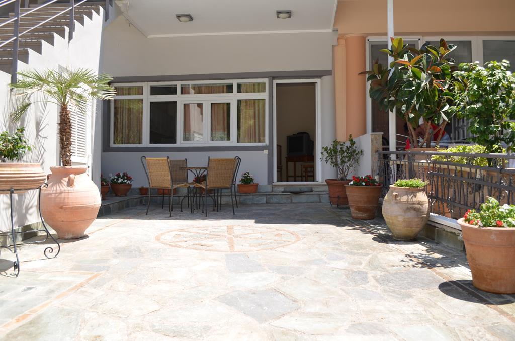 Annas Apartment Parga Exterior photo