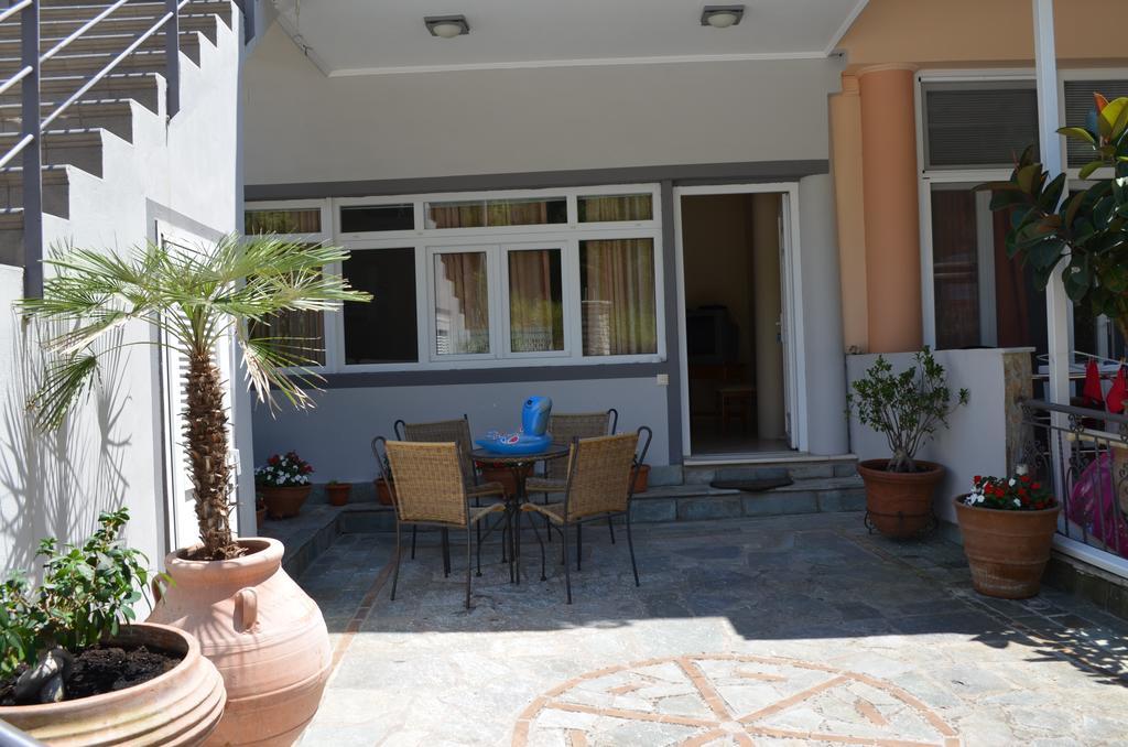 Annas Apartment Parga Exterior photo